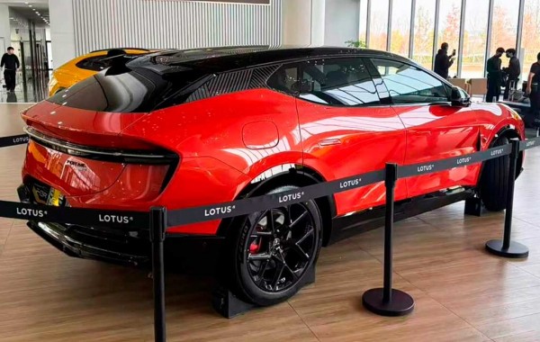 Lotus for Me: гибридный вариант электрического кроссовера Eletre