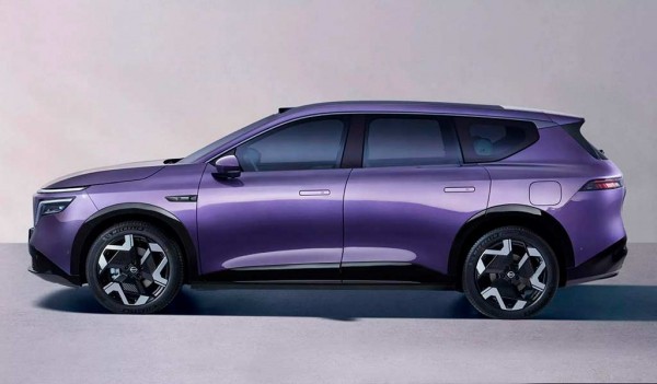 Среднеразмерный кроссовер Nissan NX8 стал третьей моделью N-семейства