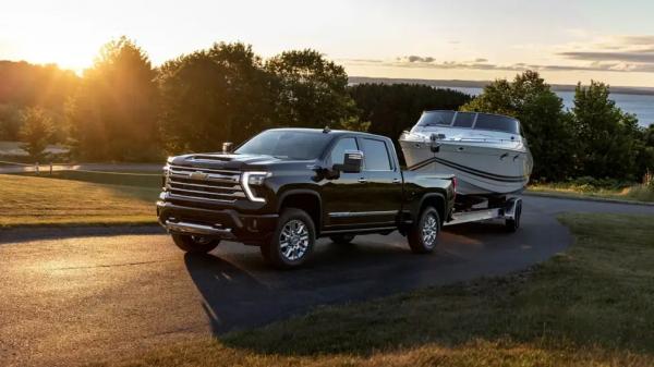 GM притормозила выпуск тяжёлых пикапов: «техработы» оставили город без ритма GM притормозила выпуск тяжёлых пикапов: «техработы» оставили город без ритма
