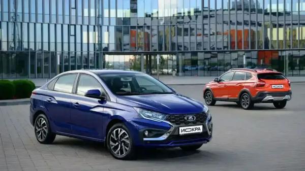 Сколько новых авто россияне купят в январе: дилеры поделились прогнозом