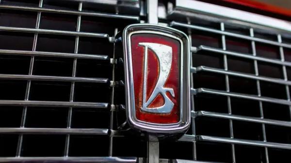 Секрет вечной молодости: ВАЗ-2109 в состоянии нового авто продают в РФ