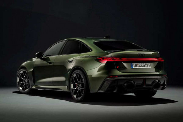 Новый Audi RS5 стал подзаряжаемым гибридом и оказался заметно тяжелее предшественника