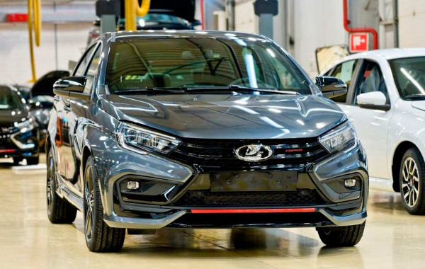Седаны и универсалы Lada Vesta NG обзавелись &laquo;заряженной&raquo; Sport-версией
