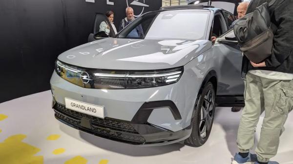 Бесплатный ремонт, но с рекомендацией не ездить: Opel оказался в китайской ловушке