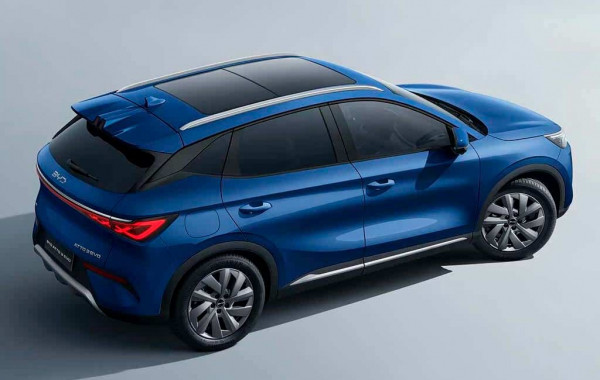 Обновленная экспортная версия кроссовера BYD Atto 3 получила передовую технику