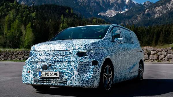 Роскошный минивэн Mercedes обещает удивить маневренностью и выносливостью