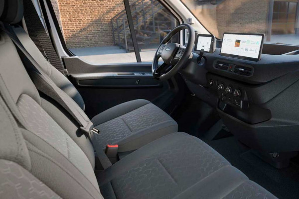 Электрический Ford Transit City оказался перелицованной версией китайского фургона