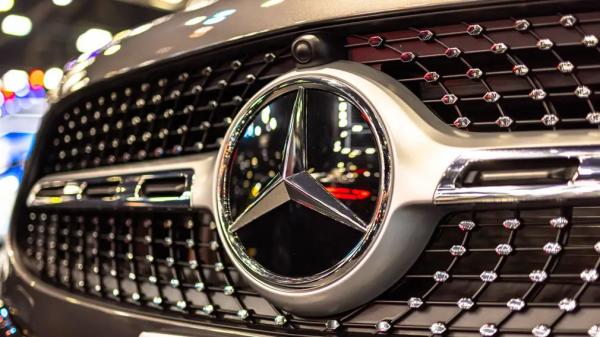 MMA, 800В, ИИ: Mercedes совершит революцию в автомобилестроении