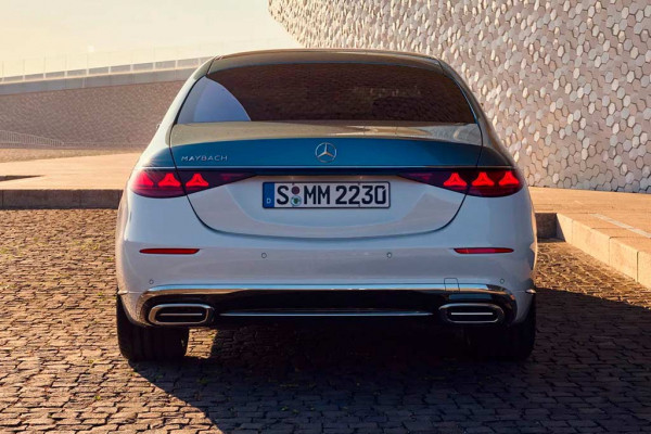 Обновленный Mercedes-Maybach S-Class (Z223) стал еще роскошнее и технологичнее