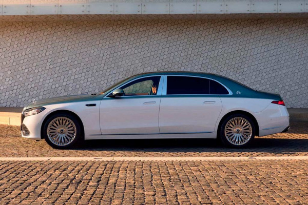 Обновленный Mercedes-Maybach S-Class (Z223) стал еще роскошнее и технологичнее