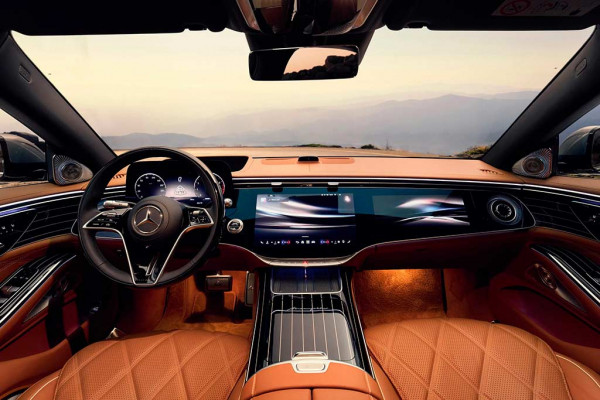 Обновленный Mercedes-Maybach S-Class (Z223) стал еще роскошнее и технологичнее
