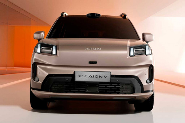 До России добрался электрический паркетник Aion V нового поколения