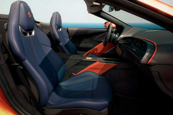 Ferrari Amalfi Spider: открытая версия двухдверки с 640-сильным двигателем V8