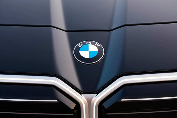 Обновленный BMW 7-Series (G70): самый комплексный рестайлинг в истории БМВ