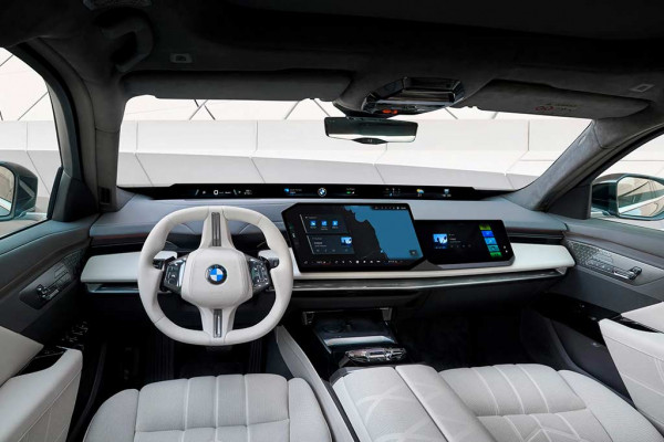 Обновленный BMW 7-Series (G70): самый комплексный рестайлинг в истории БМВ
