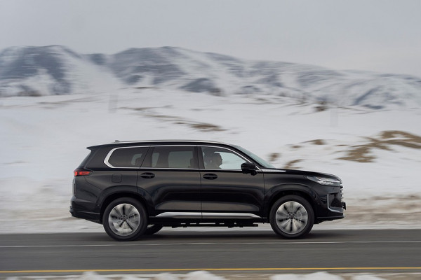 Exeed VX и компания: выбираем семиместный премиальный кроссовер