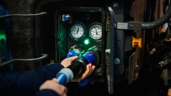 Volvo вывела водородные грузовики на реальные дороги