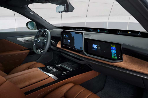Обновленный BMW 7-Series (G70): самый комплексный рестайлинг в истории БМВ