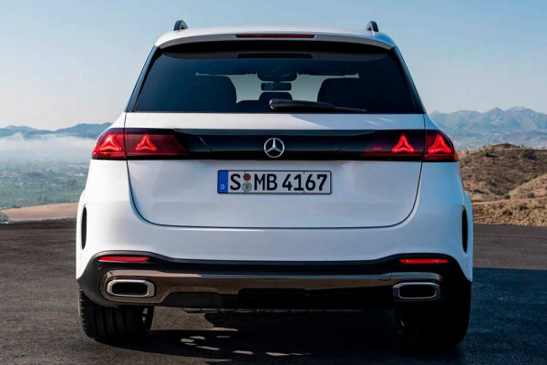 Mercedes-Benz GLE 2027 примерил свежий фирменный дизайн и получил новый V8 Mercedes-Benz GLE 2027 примерил свежий фирменный дизайн и получил новый V8