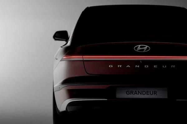 Компания Hyundai рассекретила обновленный седан Grandeur