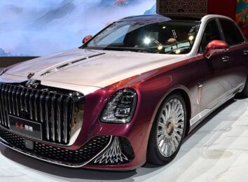 Роскошный гибридный седан Hongqi Guoya добрался до России: цены впечатляют