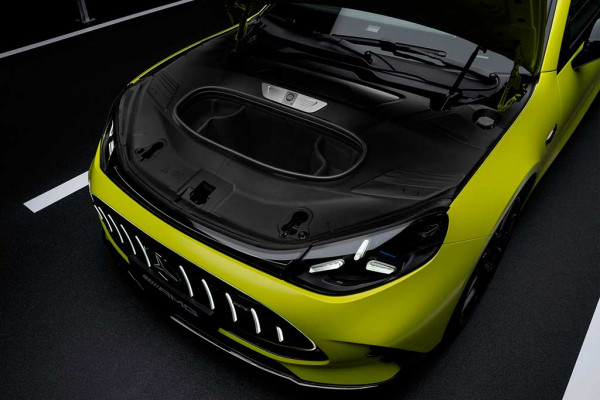 Mercedes-AMG GT 4-Door Coupe: первый электрический гиперкар AMG