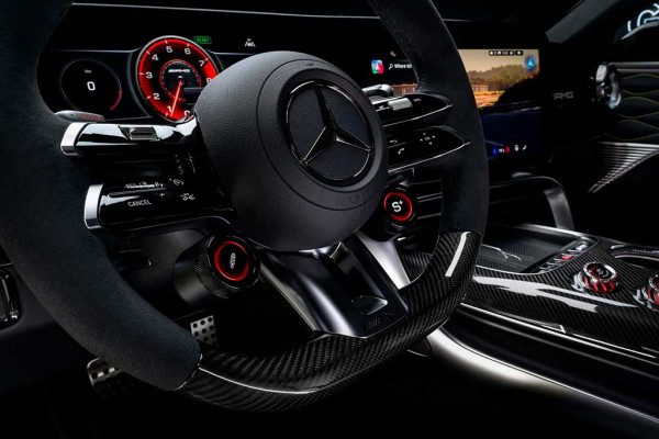 Mercedes-AMG GT 4-Door Coupe: первый электрический гиперкар AMG