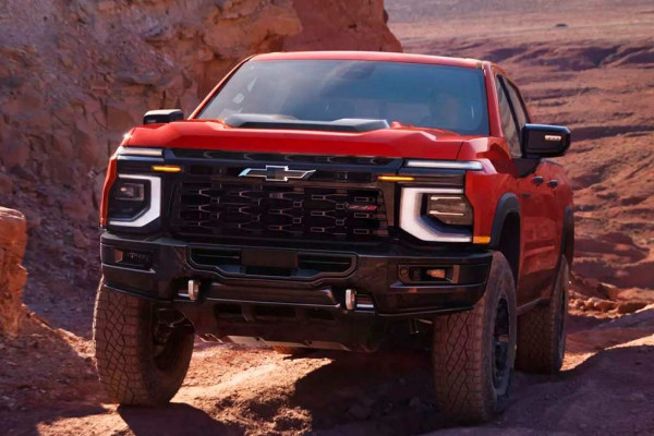 Рассекречен Chevrolet Silverado пятого поколения: пикап получит новые двигатели V8 Рассекречен Chevrolet Silverado пятого поколения: пикап получит новые двигатели V8
