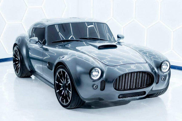 Британцы представили стильную двухдверку AC Cobra GT Coupe