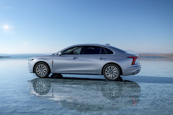 5 причин купить Hongqi H5