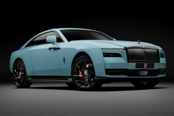 Обновленный Rolls-Royce Spectre стал еще мощнее и роскошнее