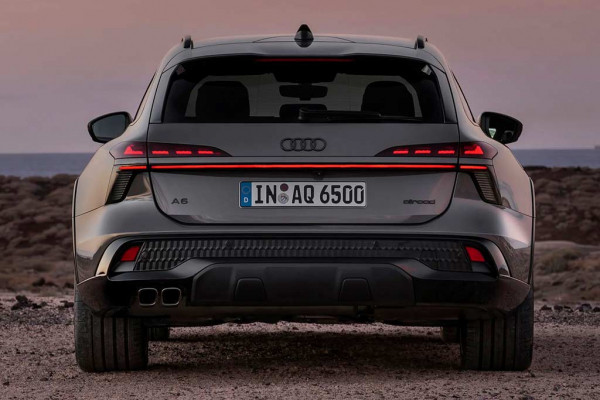 Audi вернула в строй «вседорожный» универсал A6 Allroad: представлена модель в новом кузове Audi вернула в строй «вседорожный» универсал A6 Allroad: представлена модель в новом кузове