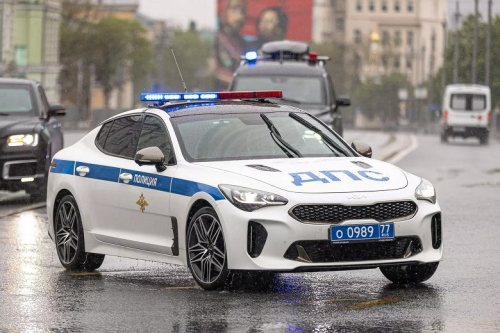 Московская полиция закупила Kia Stinger российской сборки — они заменили Mercedes-Benz E-класса и BMW 5 серии Московская полиция закупила Kia Stinger российской сборки — они заменили Mercedes-Benz E-класса и BMW 5 серии