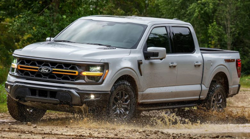 Самый популярный американский внедорожник приехал в Россию. Ford F-150 предлагается с 720-сильным мотором V8 и 450-сильным V6 Самый популярный американский внедорожник приехал в Россию. Ford F-150 предлагается с 720-сильным мотором V8 и 450-сильным V6